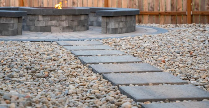 patio-walkway-pavers